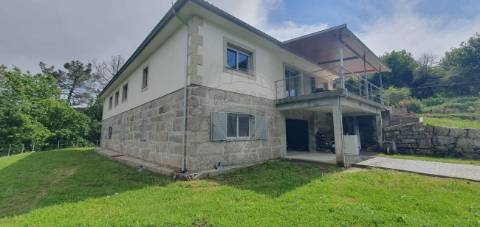 Moradia T3 para venda