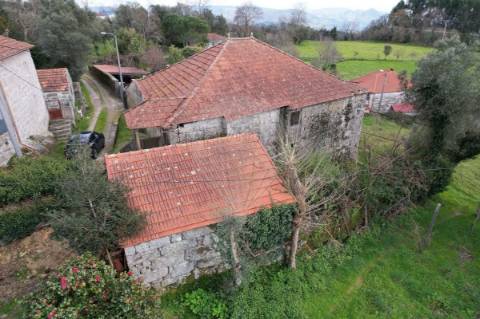 Moradia T4 para venda