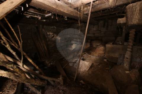 Moradia T4 para venda