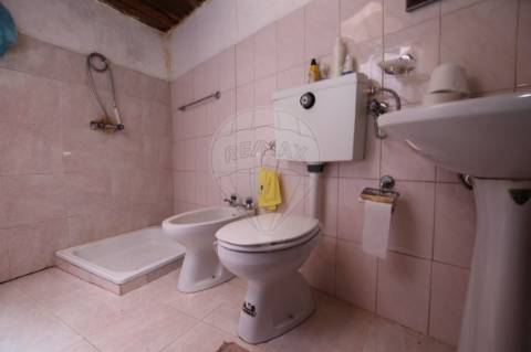 Moradia T4 para venda