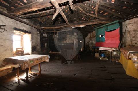 Moradia T4 para venda