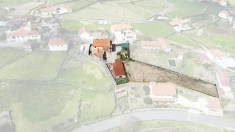 Moradia T4 para venda