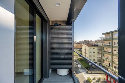 Apartamento T4 para venda