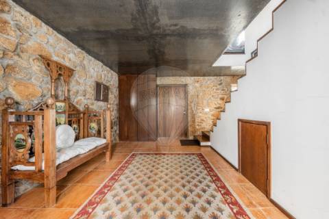 Moradia T2 para venda