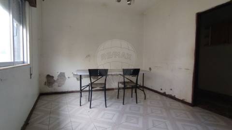 Moradia T1 para venda