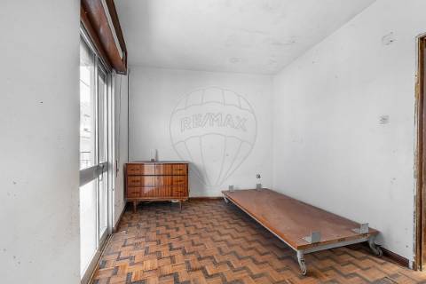 Moradia T1 para venda