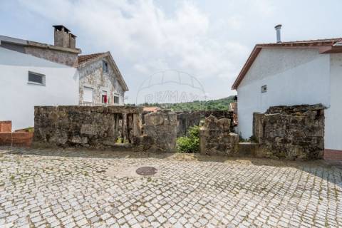 Moradia T2 para venda