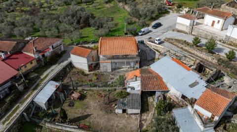 Moradia T4 para venda