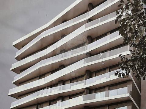 Apartamento T4 para venda