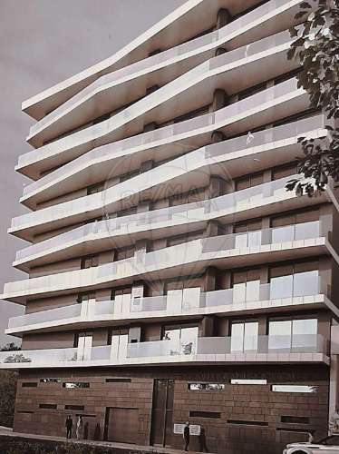 Apartamento T4 para venda