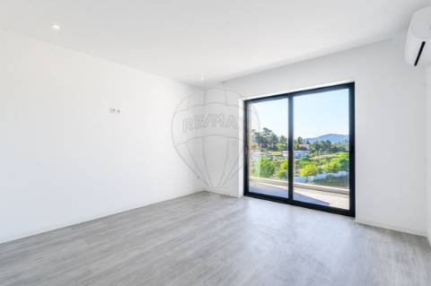 Apartamento T4 para venda