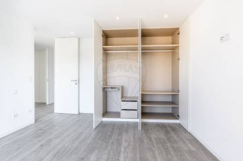 Apartamento T4 para venda