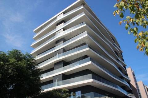 Apartamento T4 para venda