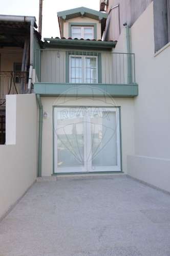 Moradia T2 para arrendamento