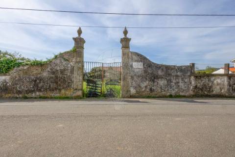 Moradia T5 para venda