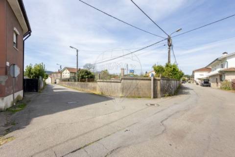 Moradia T5 para venda