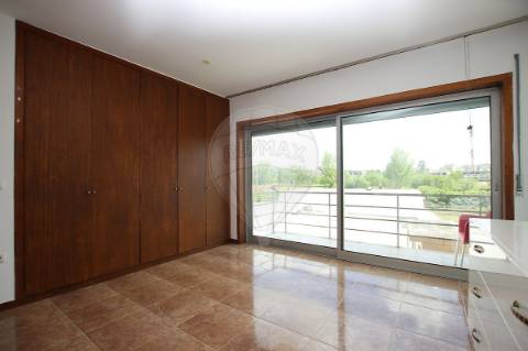 Moradia T3 para venda