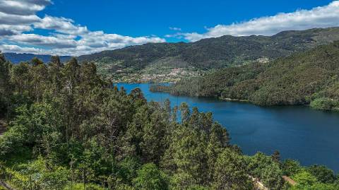 Moradia T6 para venda