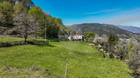 Moradia T6 para venda