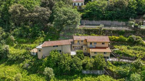 Moradia T6 para venda