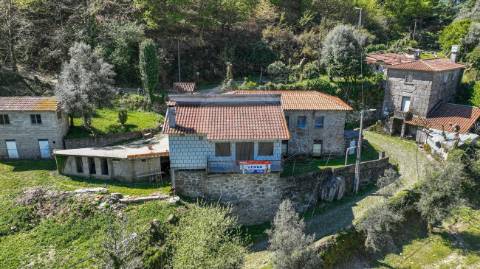 Moradia T6 para venda