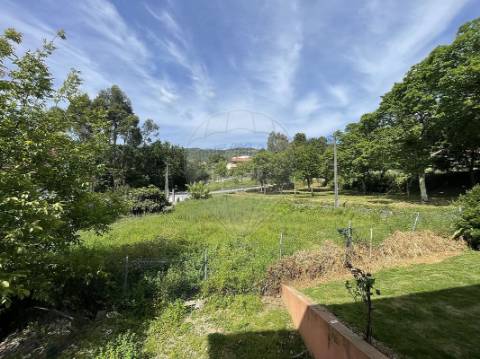 Moradia T4 para venda