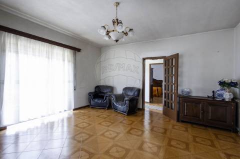 Moradia T3 para venda