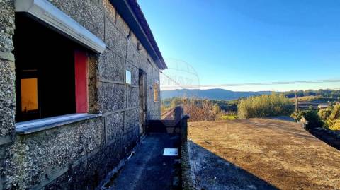 Moradia T6 para venda