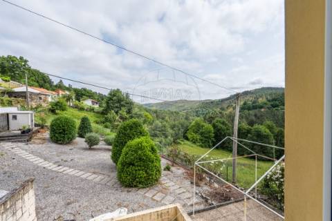 Moradia T2 para venda