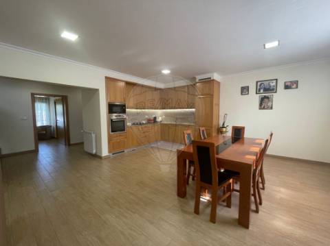 Moradia T3 para venda