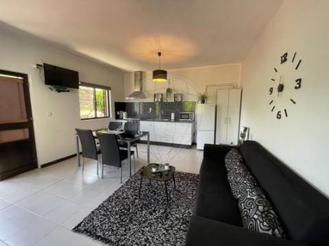 Moradia T2 para venda