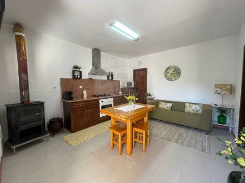 Moradia T2 para venda