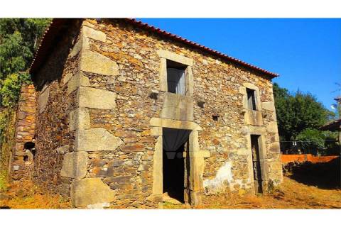 Moradia T0 para venda