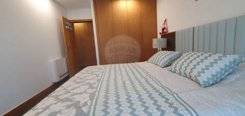 Moradia T4 para venda