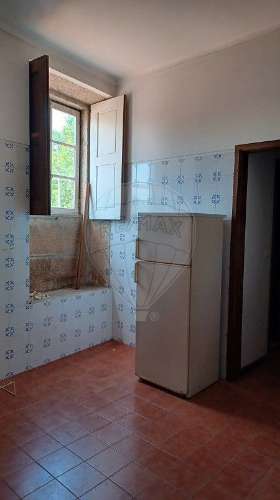 Moradia T5 para venda