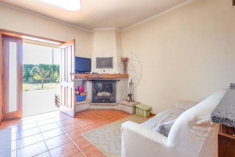 Moradia T4 para venda