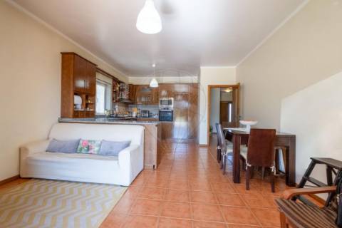 Moradia T4 para venda