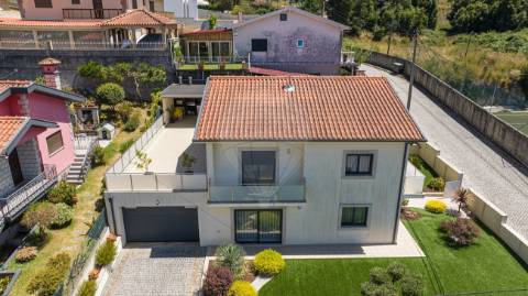 Moradia T3 para venda