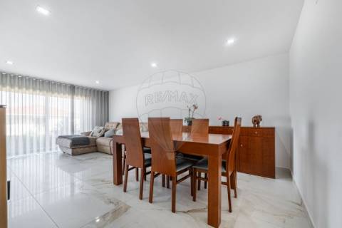 Moradia T3 para venda