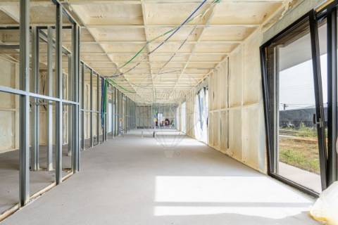 Moradia T4 para venda