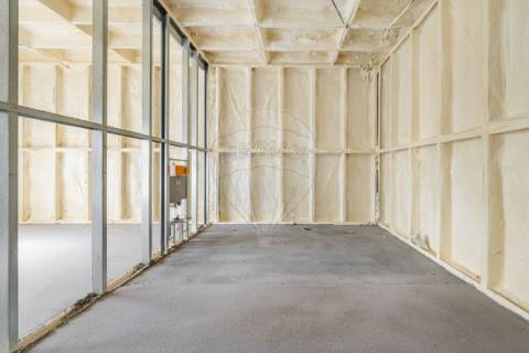 Moradia T4 para venda