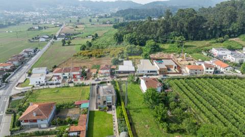 Moradia T4 para venda