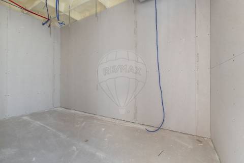 Moradia T4 para venda