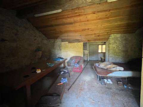 Moradia T1 para venda