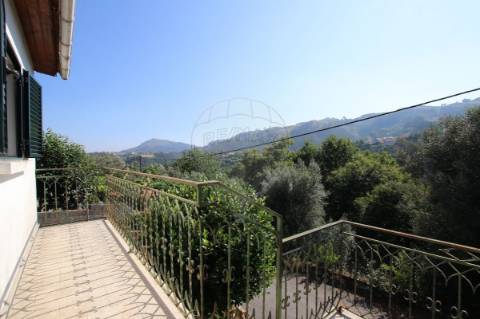 Moradia T2 para venda