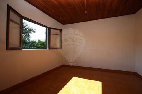 Moradia T2 para venda