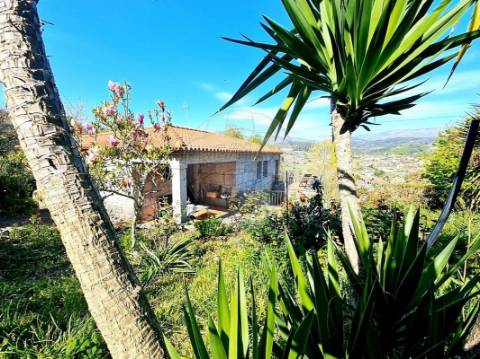 Moradia T4 para venda