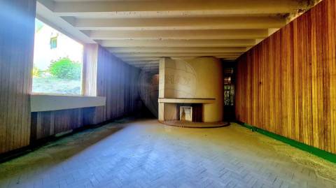 Moradia T12 para venda