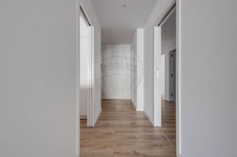 Apartamento T4 para venda