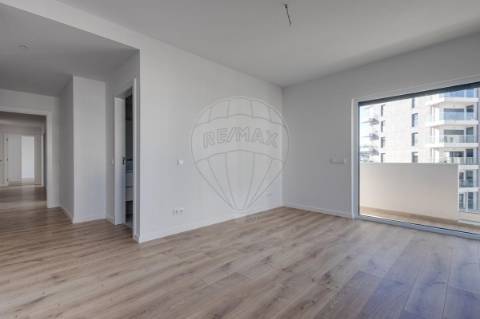 Apartamento T4 para venda